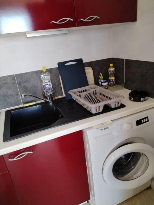 Appartement Vue Mer 4 Personnes Les Bains Bagian luar foto