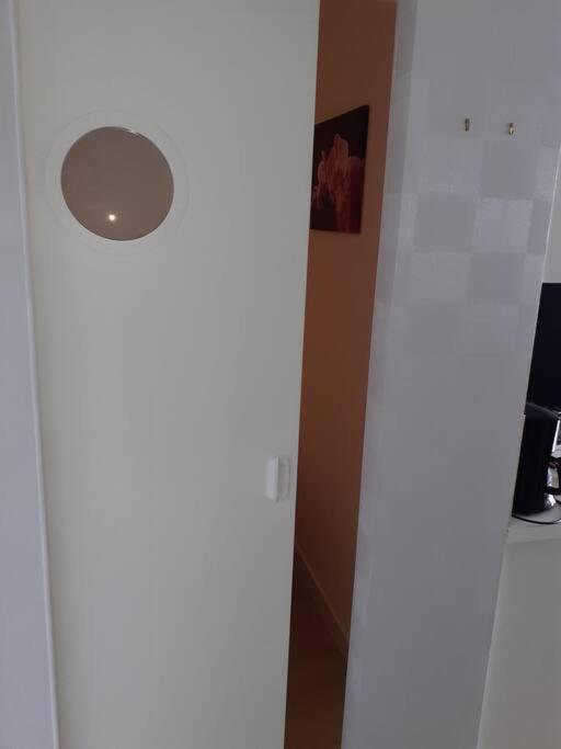 Appartement Vue Mer 4 Personnes Les Bains Bagian luar foto